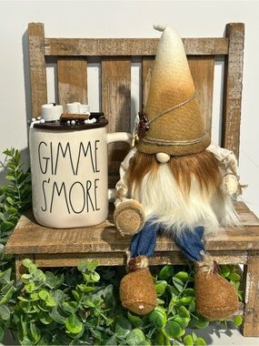 Limited Edition Salty Harbour Treasures S’mores Gnome + Rae Dunn Mug w/Topper